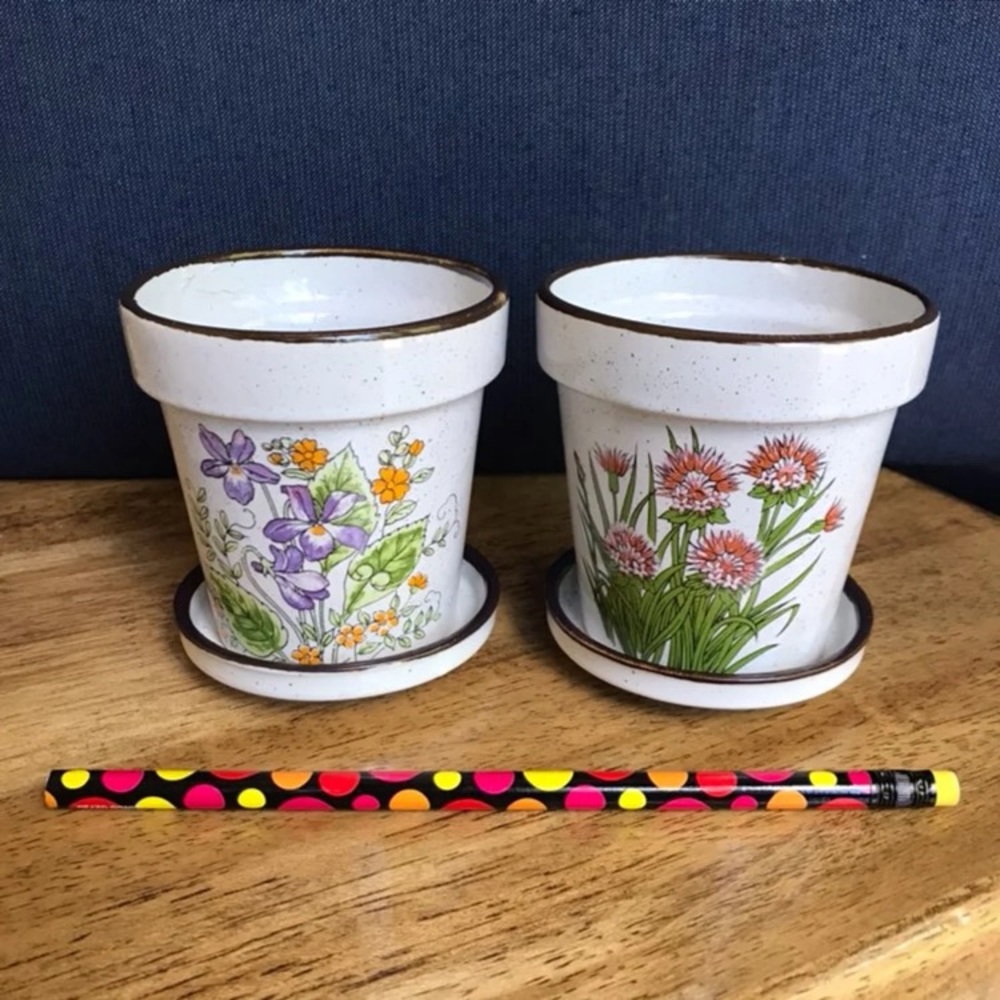Sold - Small flower pots - Picture 1 of 3
